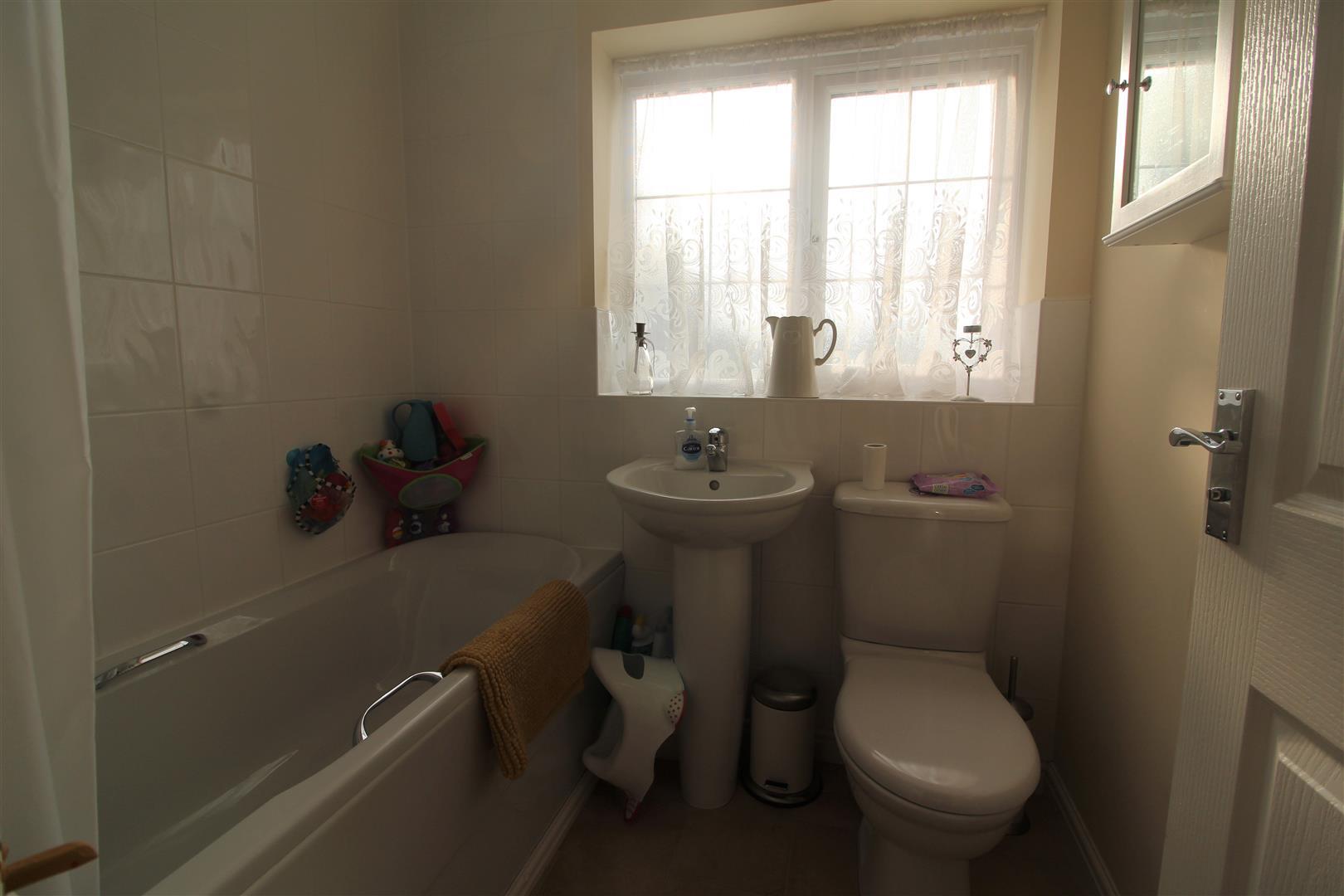 42 Heritage Way, Llanymynech, SY22 6LN Let Agreed